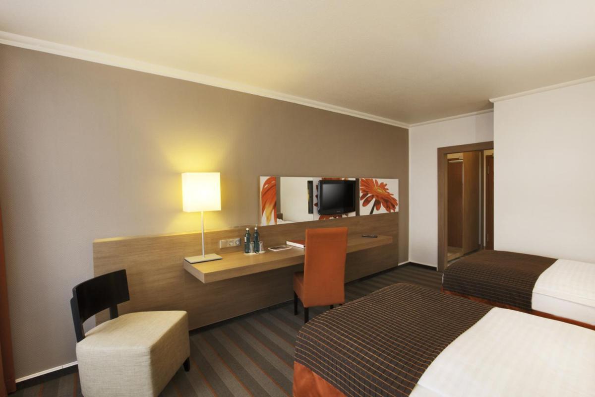 Twin Room with Balcony