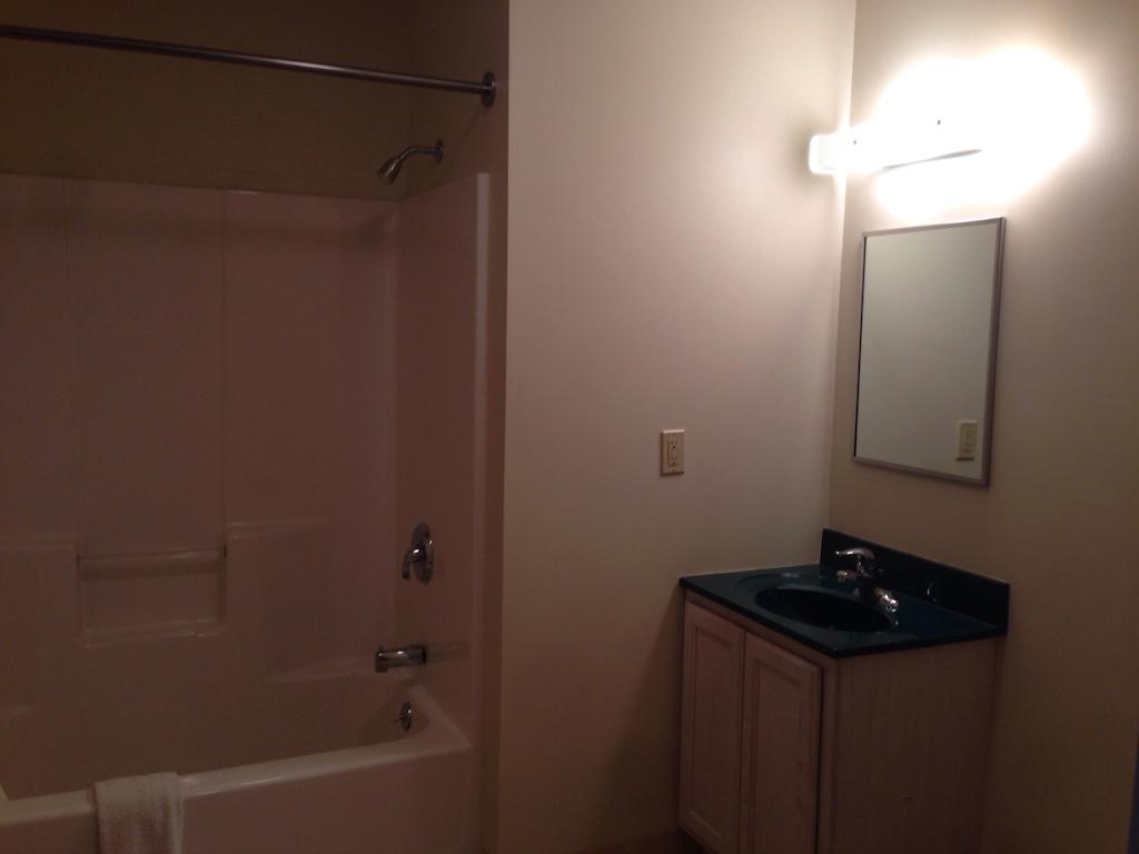 Standard Double Suite