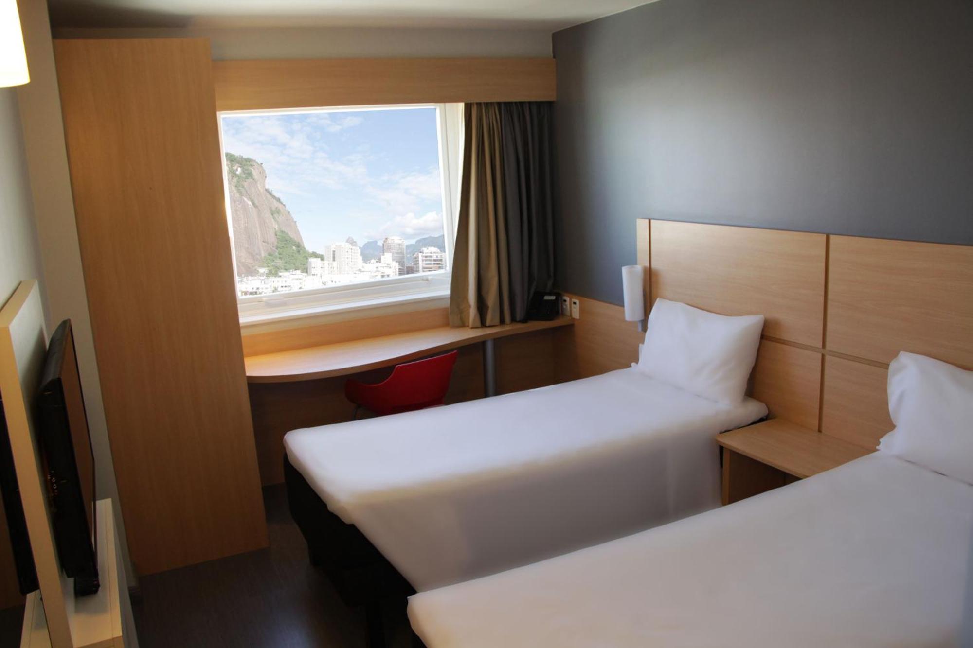 Quarto Standard com 2 Camas de Solteiro