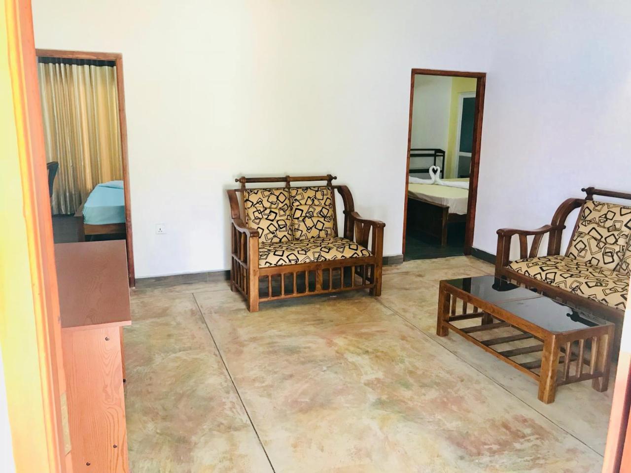 Chambre Double - Vue sur Piscine