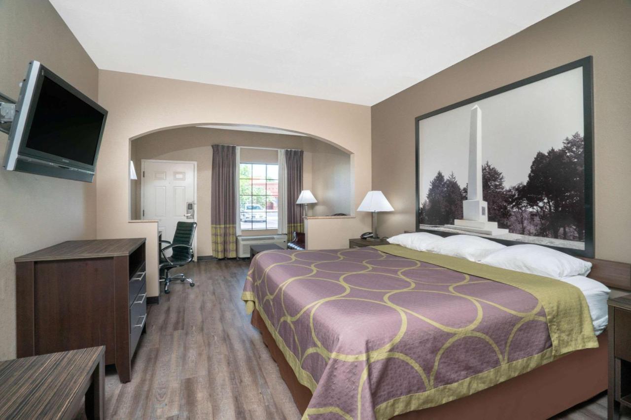 King Room with Kitchenette - Smoking
