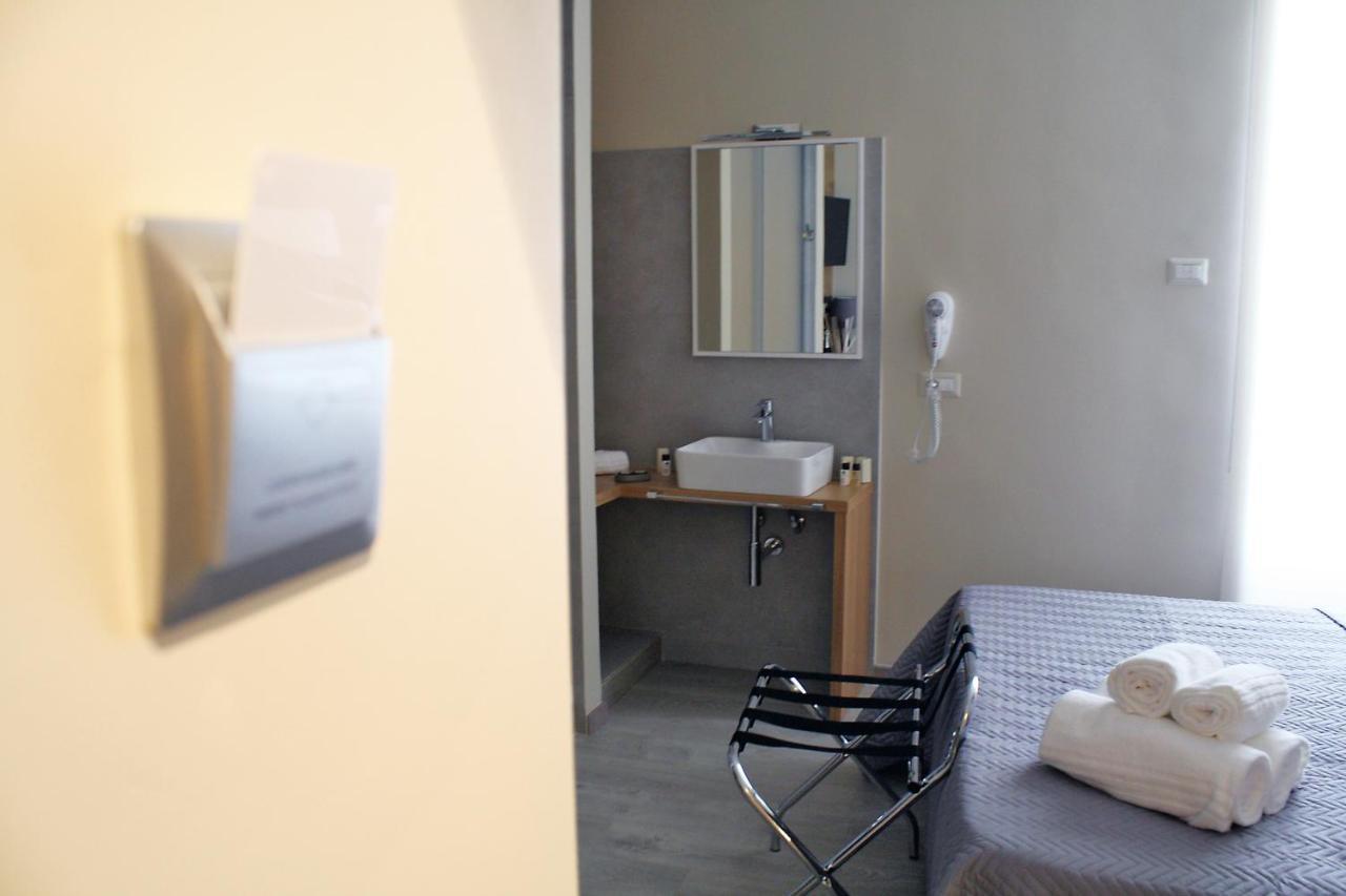 Standard Double Room,769749505:JPEG