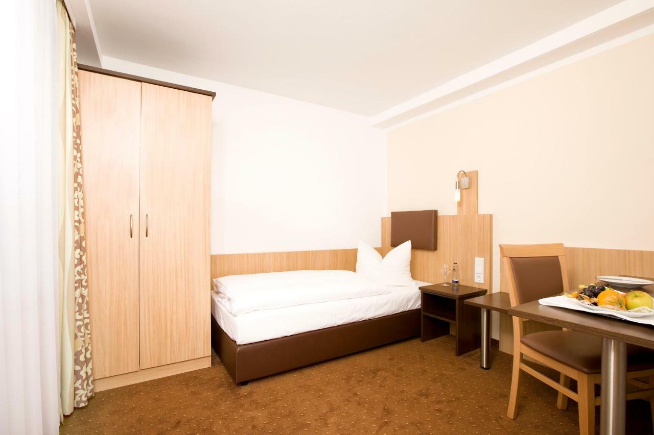 Habitación Individual con baño privado