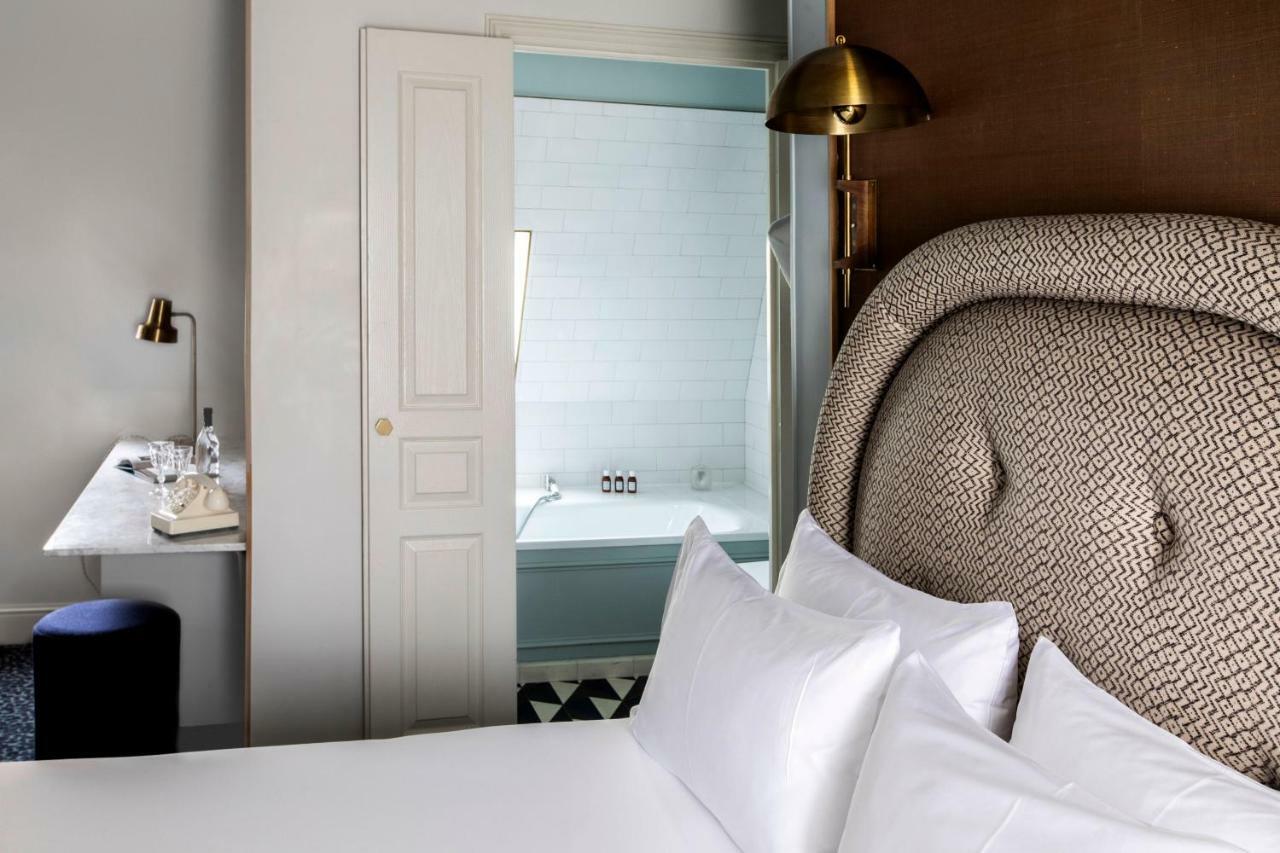 Zimmer "Sous Les Toits 22m²"