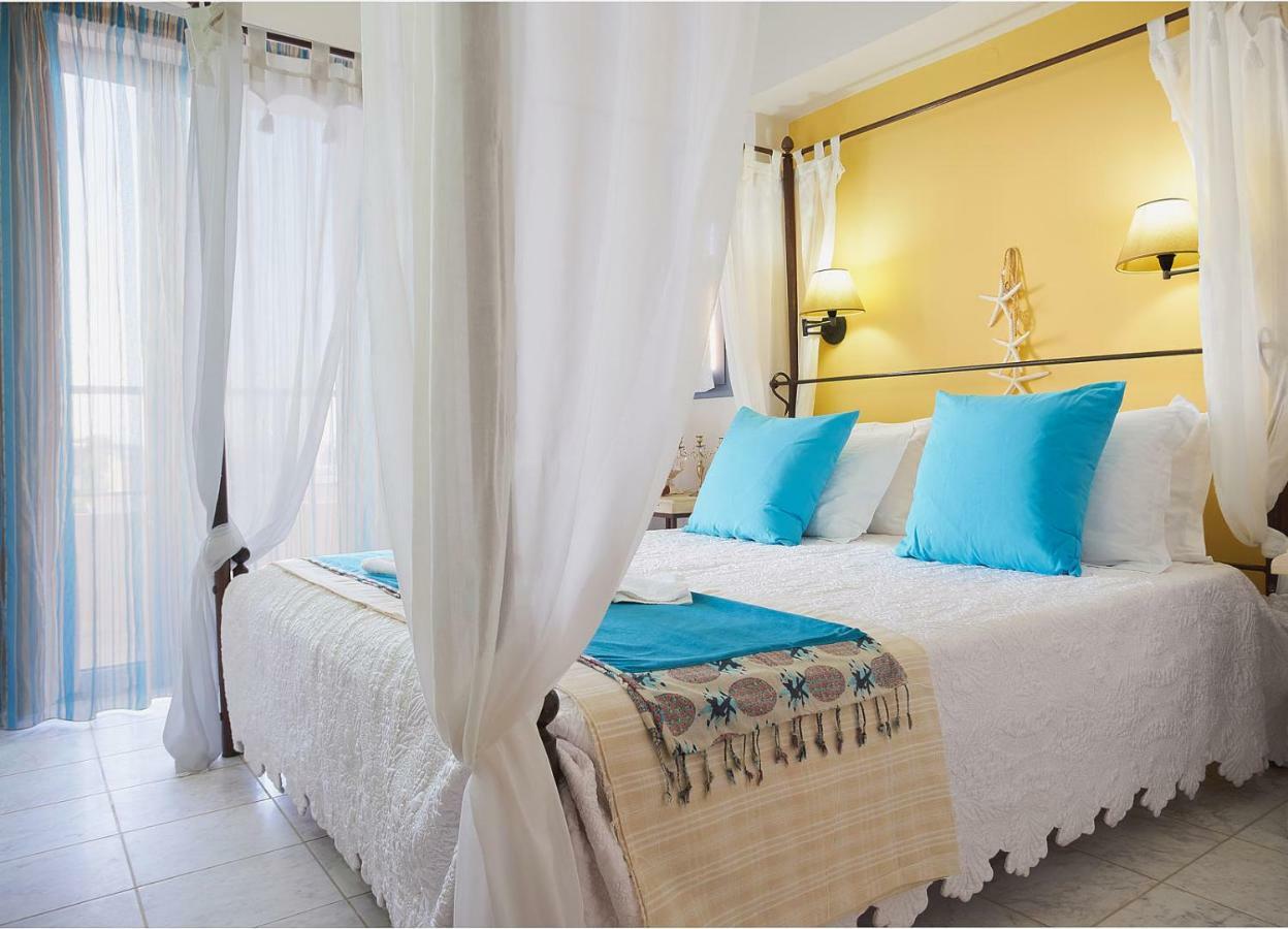 Deluxe Suite with Sea View
