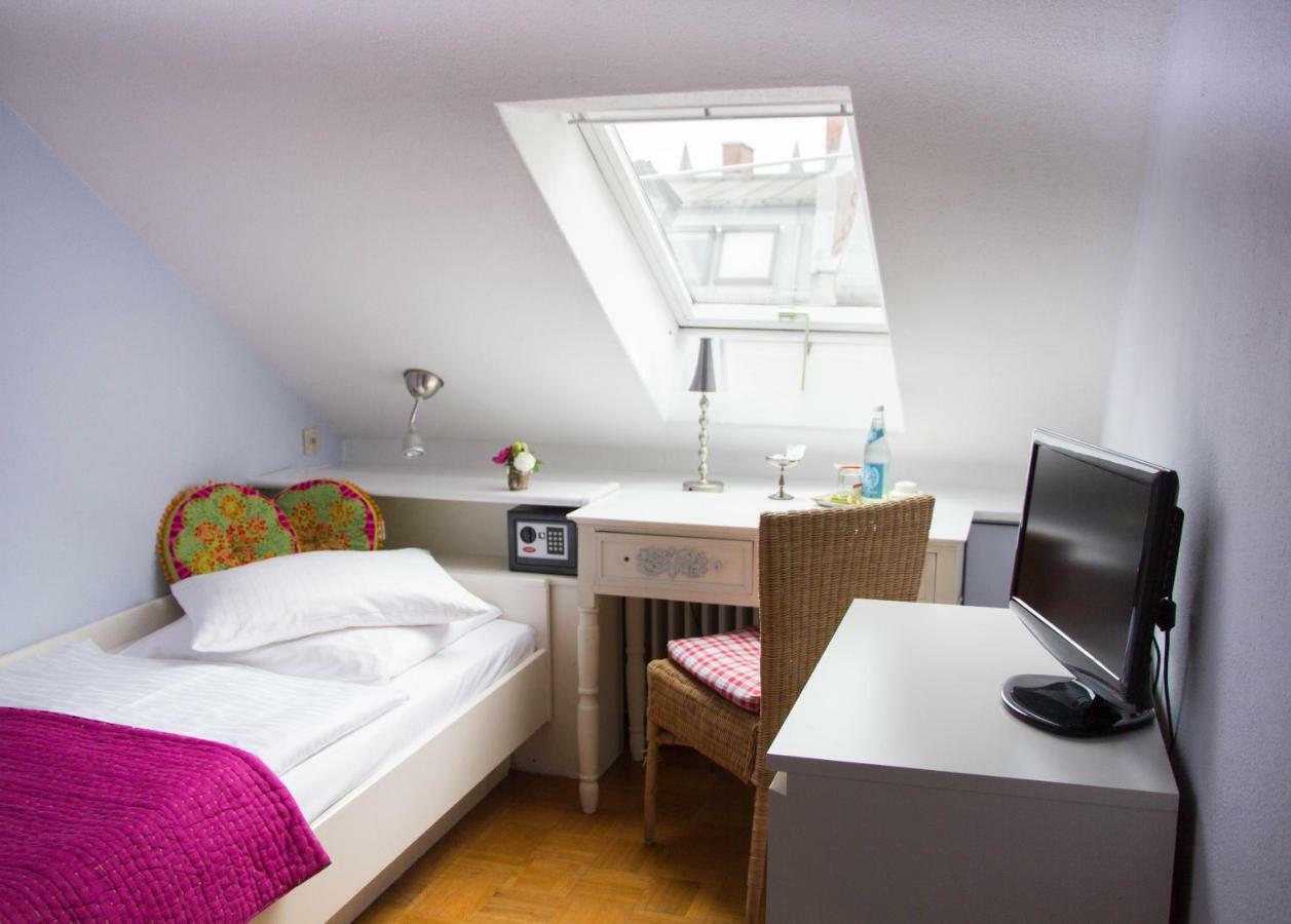 Basic Single Room,1219651378:JPEG