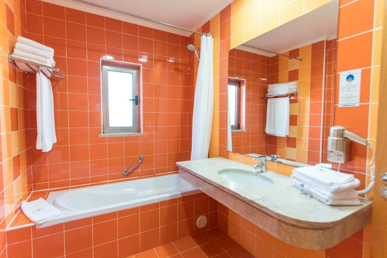 Apartamento Standard com 2 Quartos e Vista Jardim