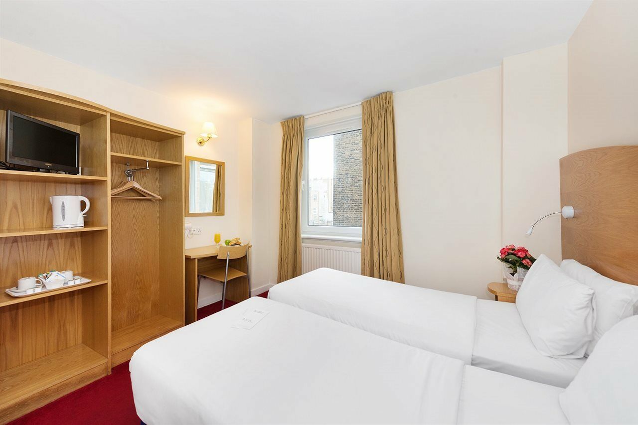 Quarto Duplo Standard