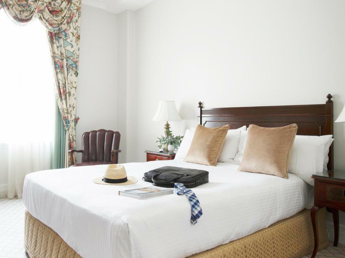 Internet-Angebot - Traditionelles Zimmer mit Queensize-Bett