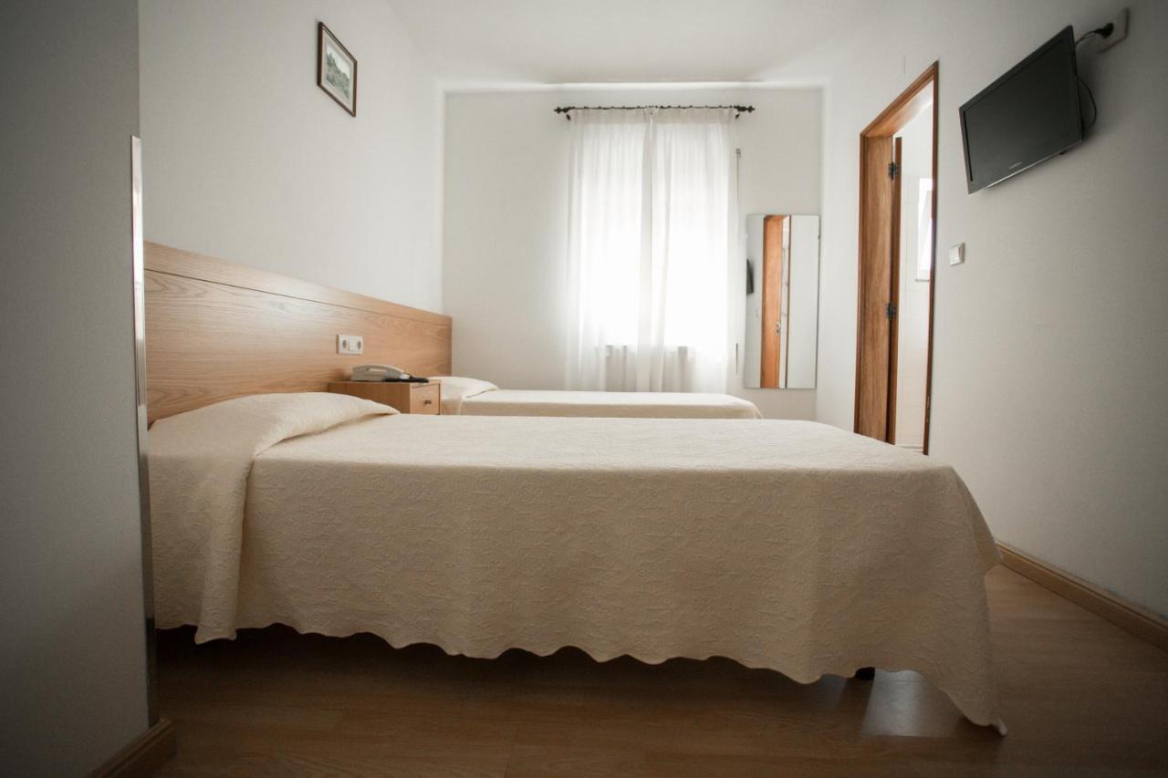 Quarto Twin Standard