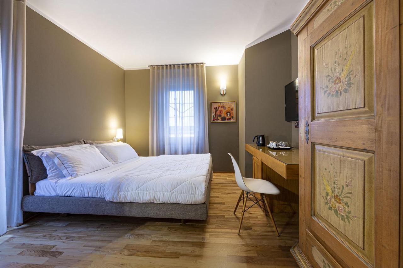 Basic Room,1607217870:JPEG