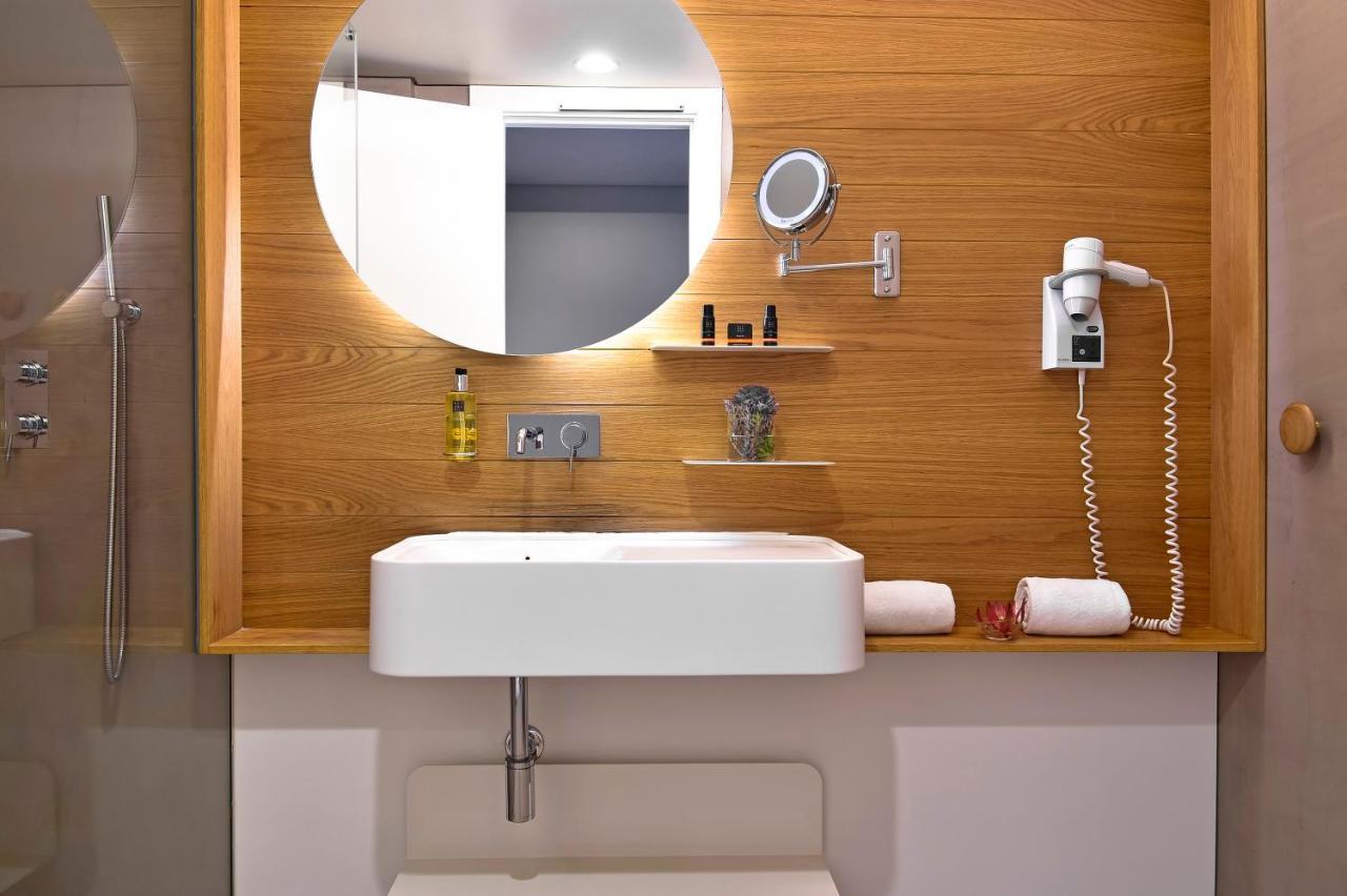 Quarto Duplo