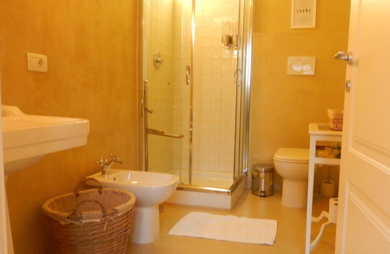 Deluxe Kamer met Gedeeltelijk Uitzicht op het Meer