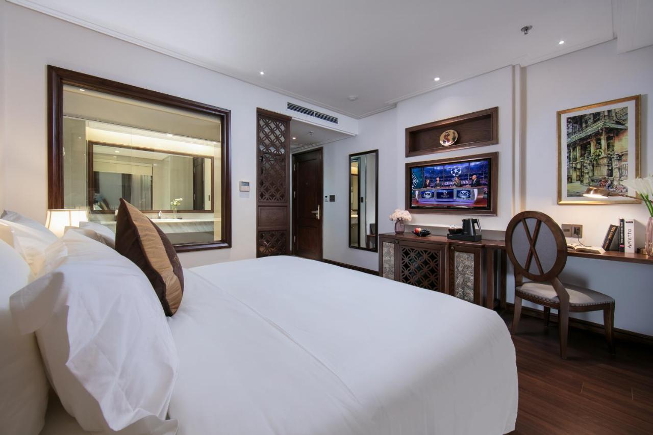 Deluxe Double or Twin Room with City View