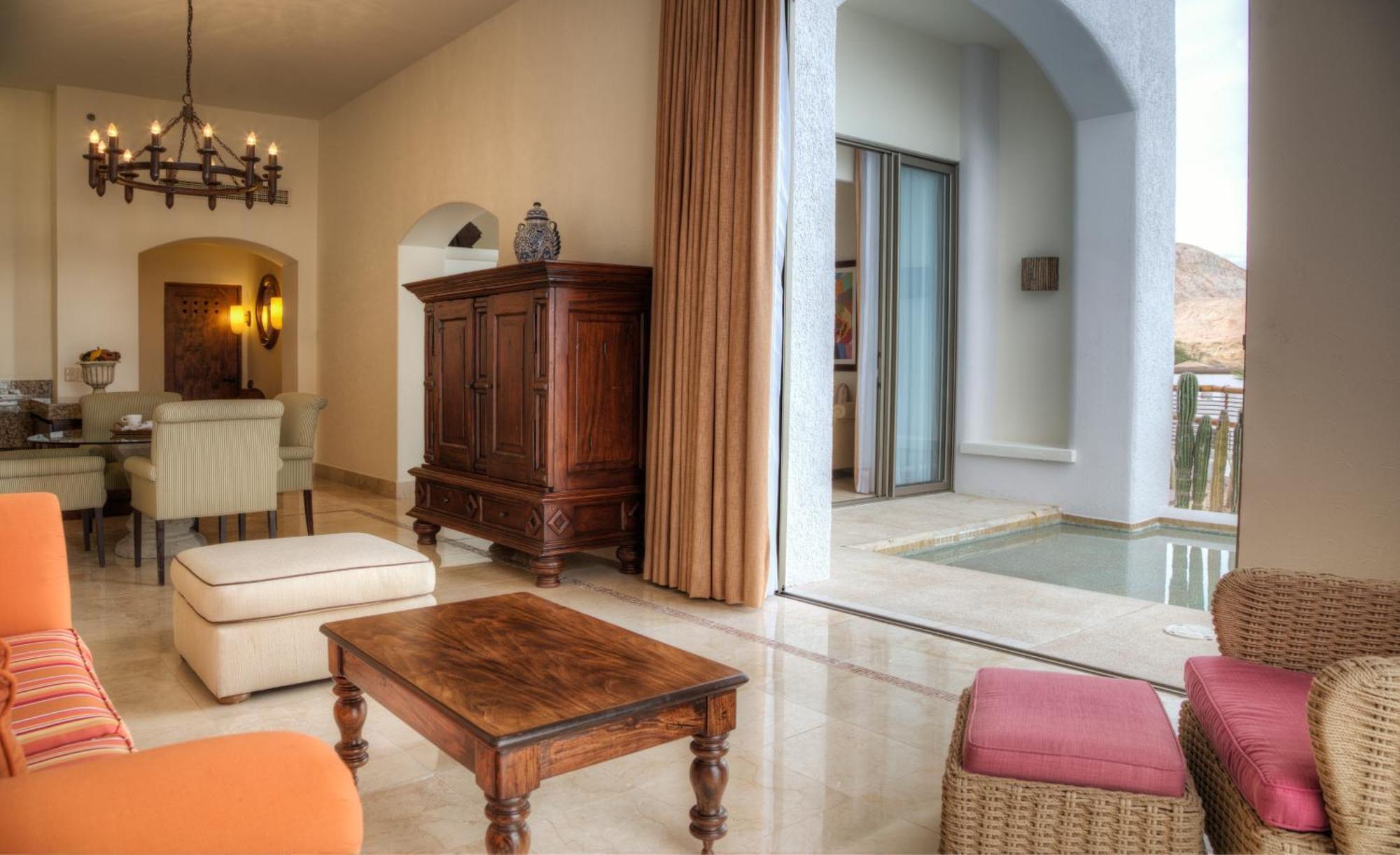 Master Suite with Plunge Pool