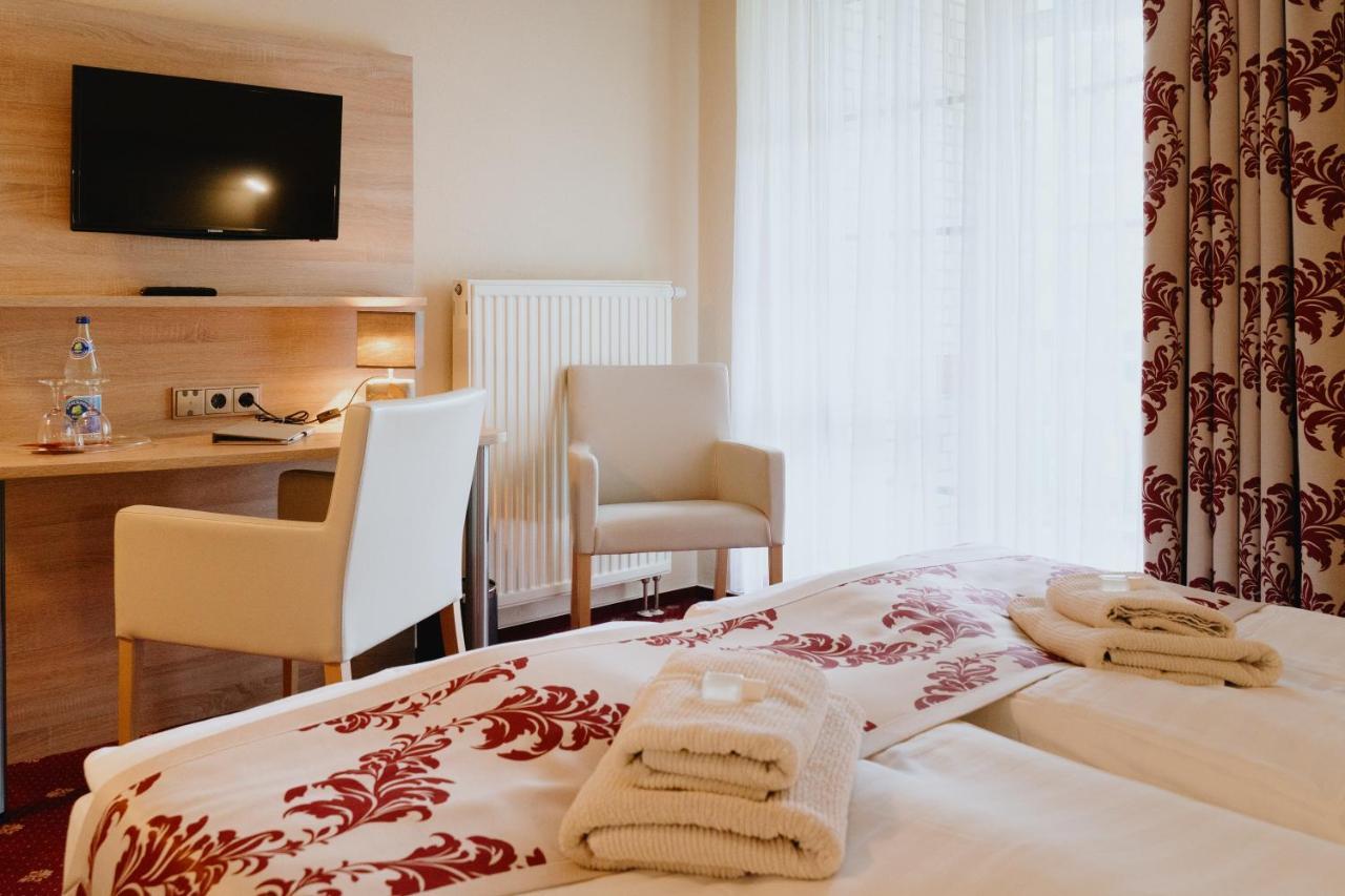Doppelzimmer mit Balkon