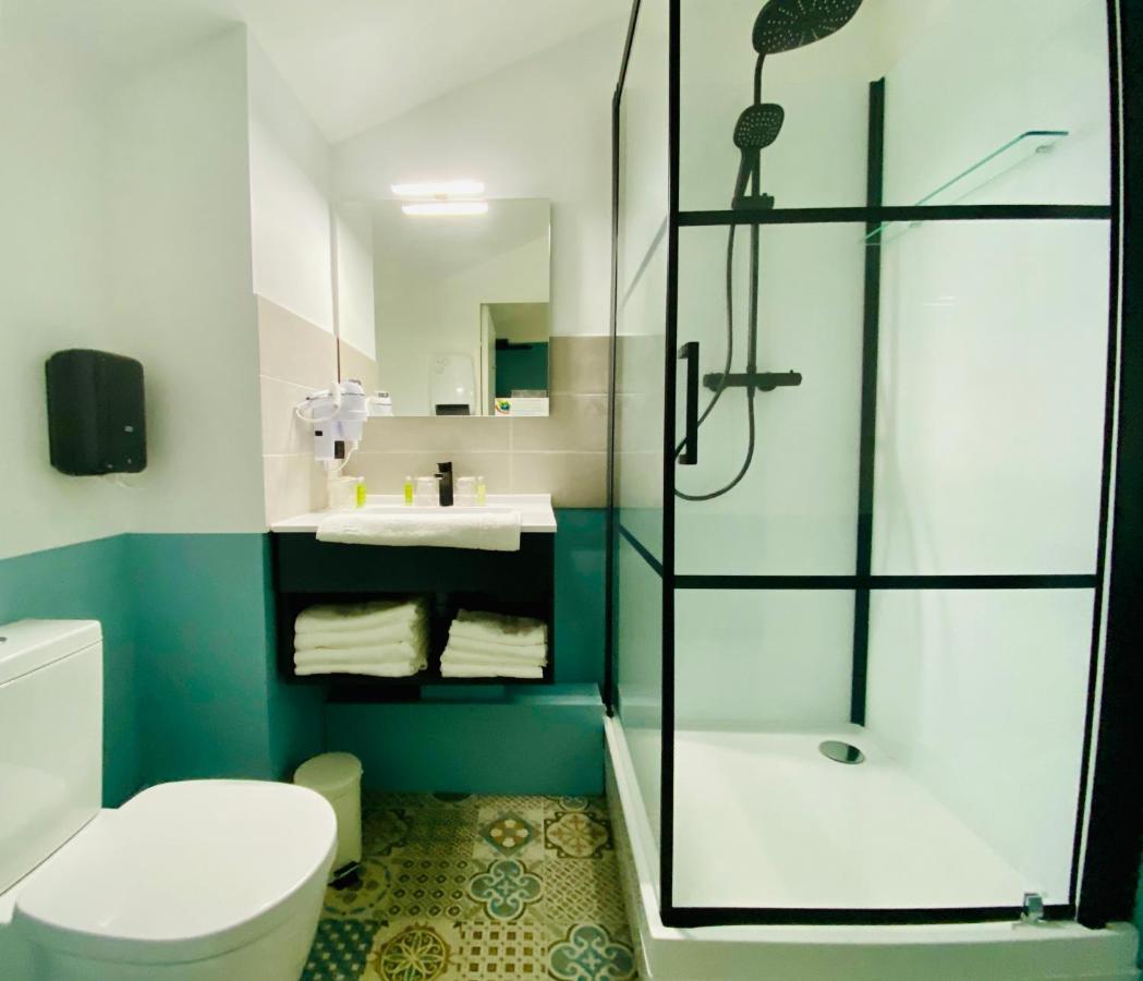 Chambre Double Confort - Vue sur Port