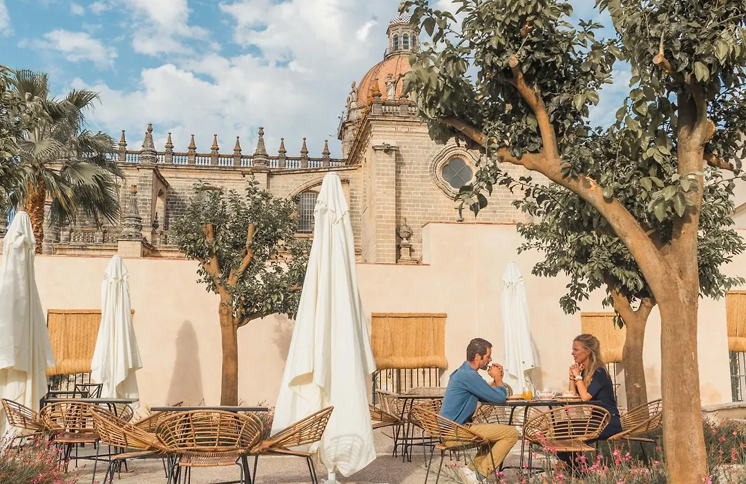 Hotel Bodega Tio Pepe-1