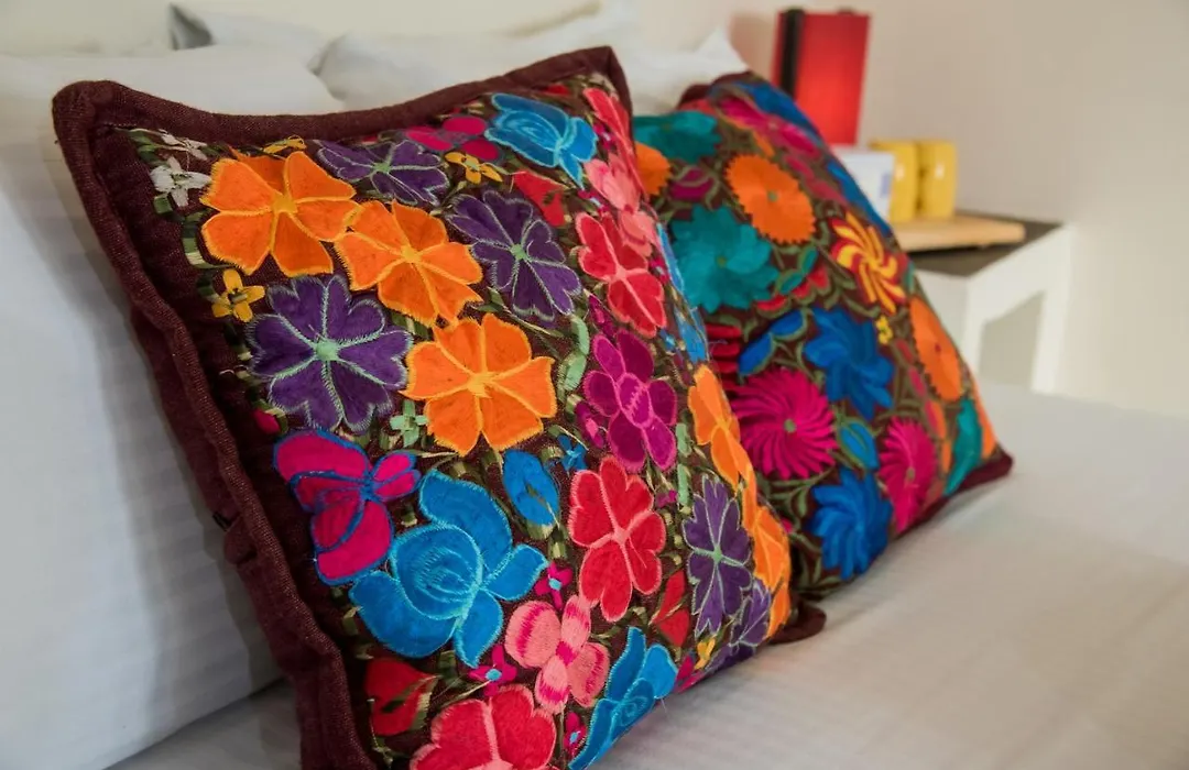 Hidalgo Boutique Rooms-1