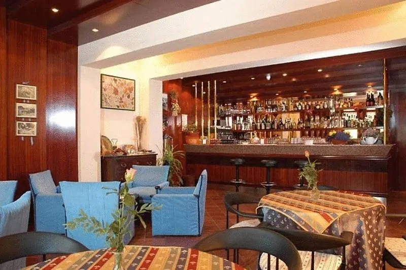 Hotel Bristol-1