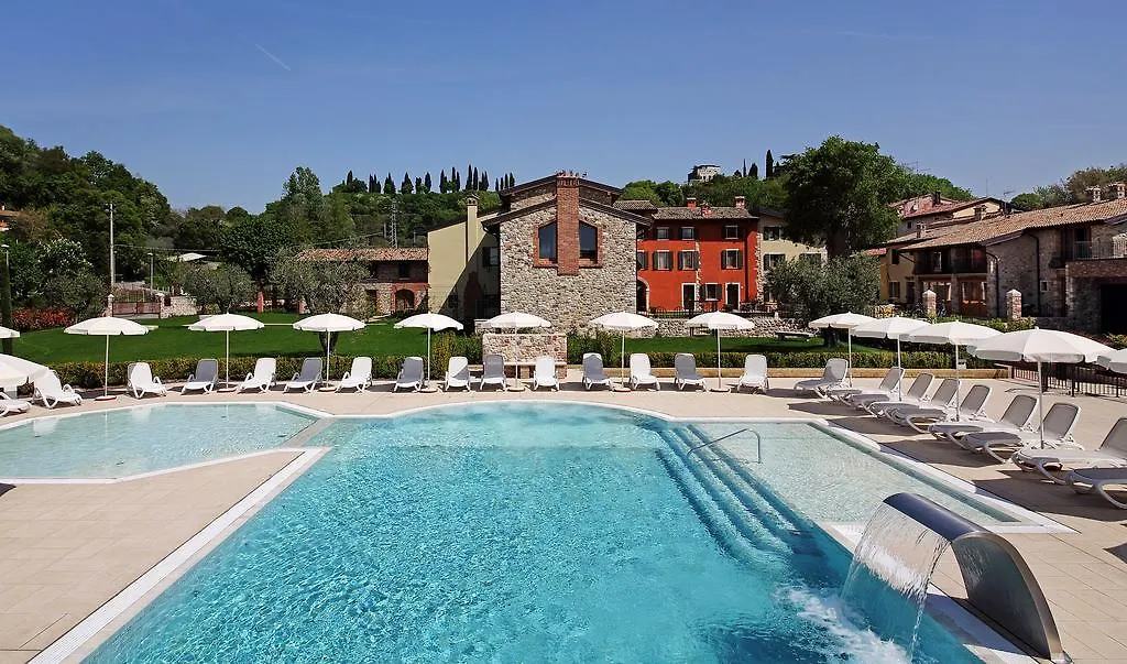 Residence Borgo Mondragon-1