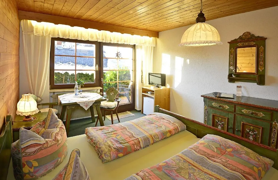 Pension Haus Daheim-1