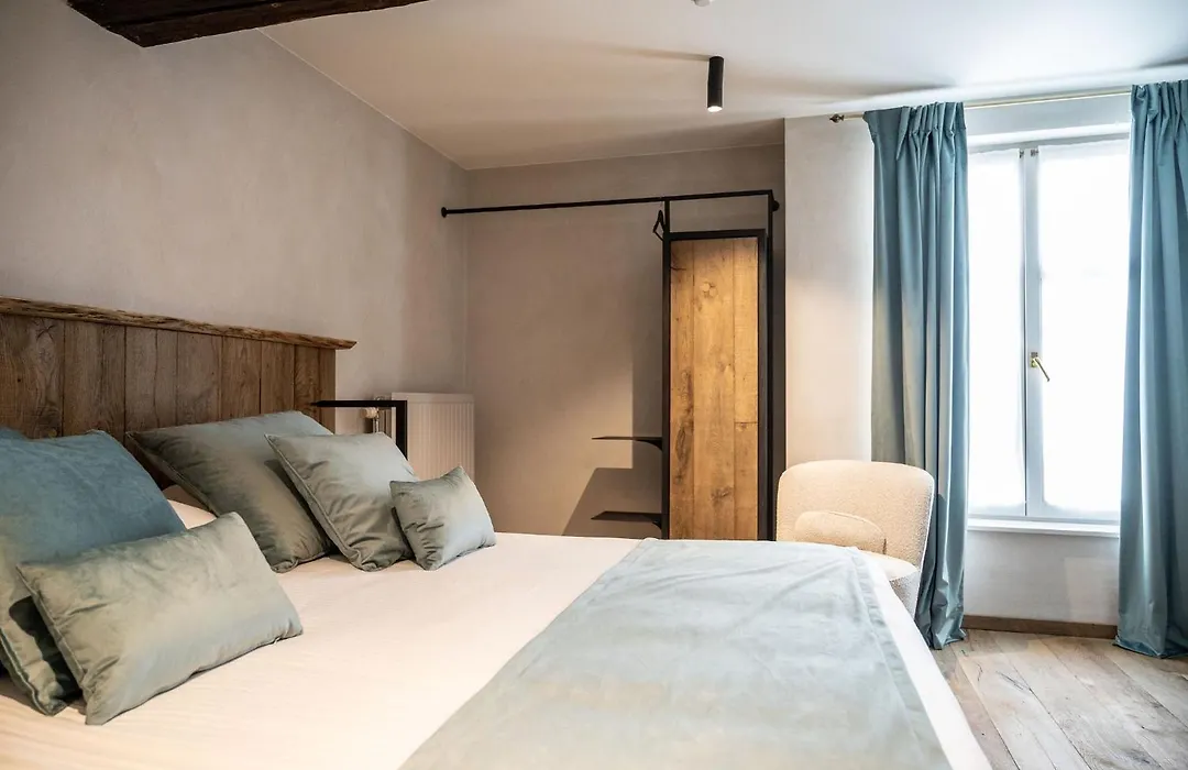 Hotel Lea - Maison Caerdinael-1