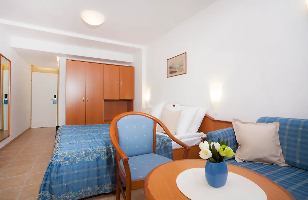 Bluesun Hotel Marina-1