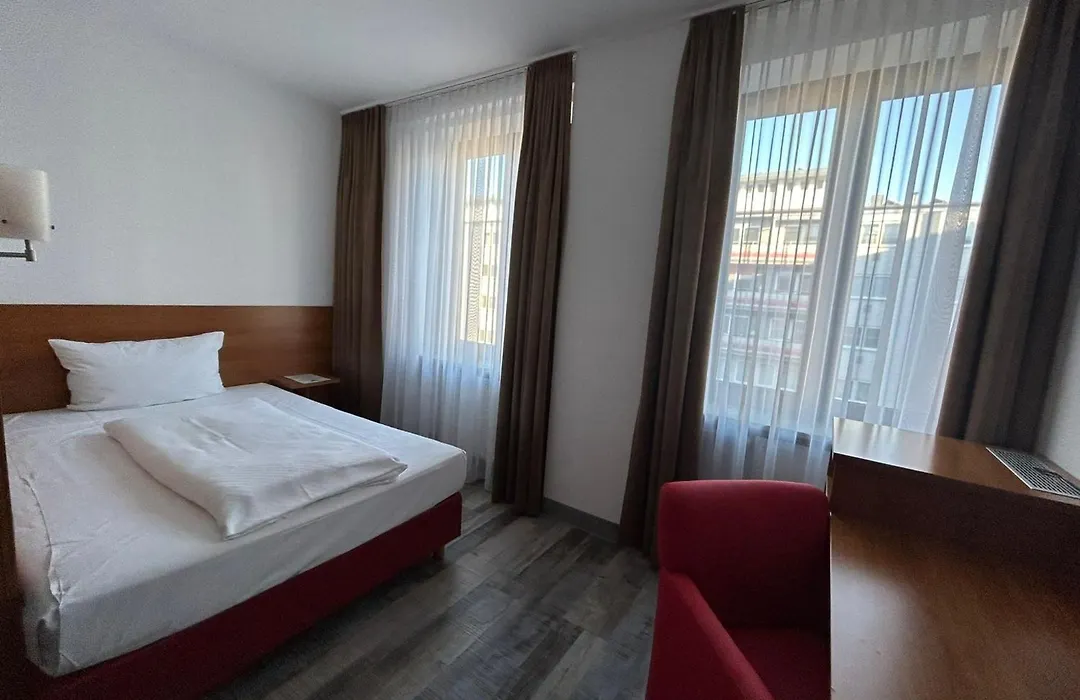 Hotel Fackelmann-1