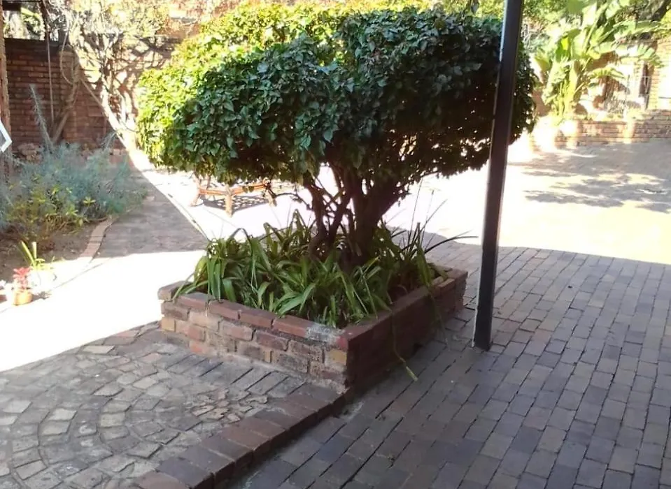 Zonke Bonke Guest House Randburg-1
