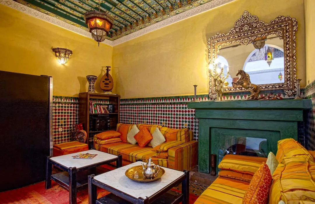 Riad Lakhdar-1
