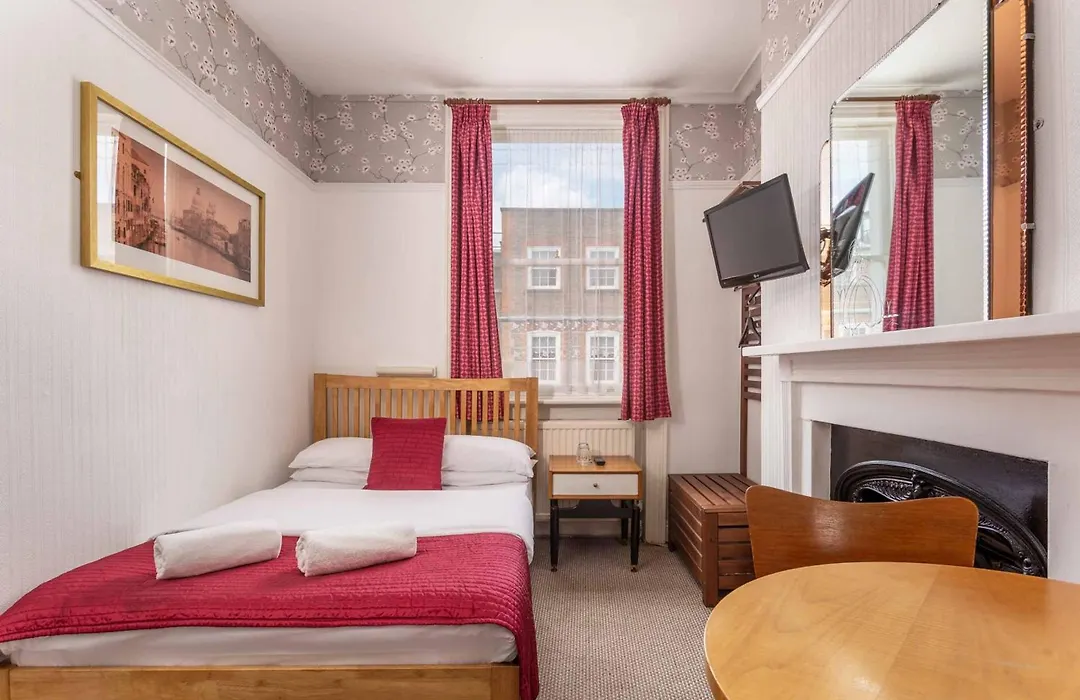 St Athans Hotel-1