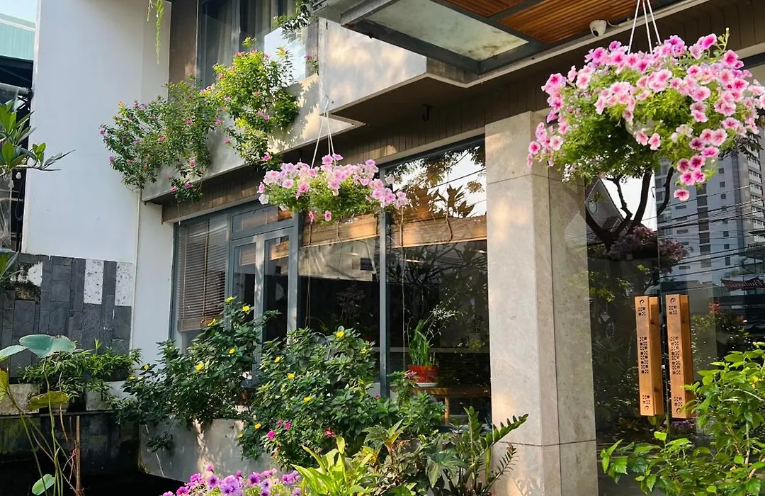 Ponte Boutique Da Nang-1