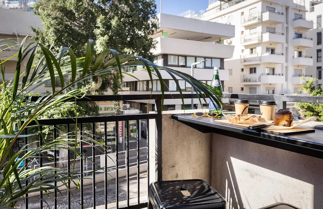 Silicate - By Loginn Tel-Avivian Hotels-1