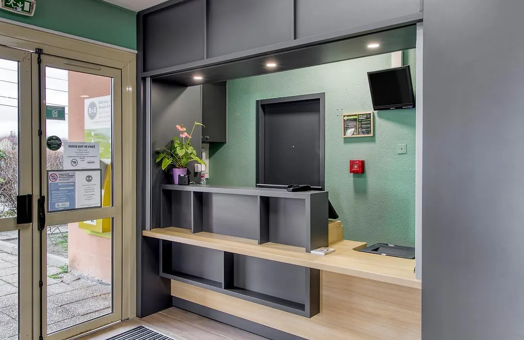 B&B Hotel Clermont-Ferrand Gerzat-1
