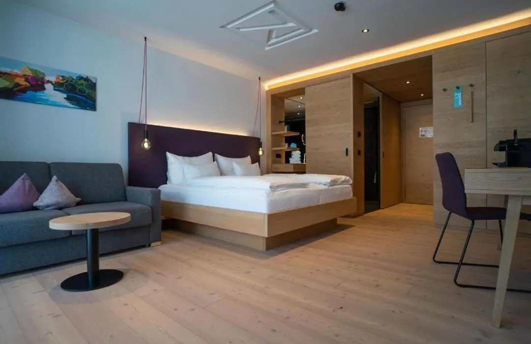 Wellness Und Brunch Hotel Morgenzeit Beheizter Naturteich Genuss Fruehstueck Bis 13 Uhr Hochkoenig Sommercard-1