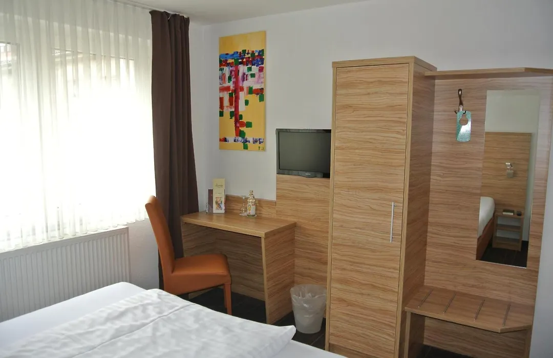 Hotel Art-Ambiente-1