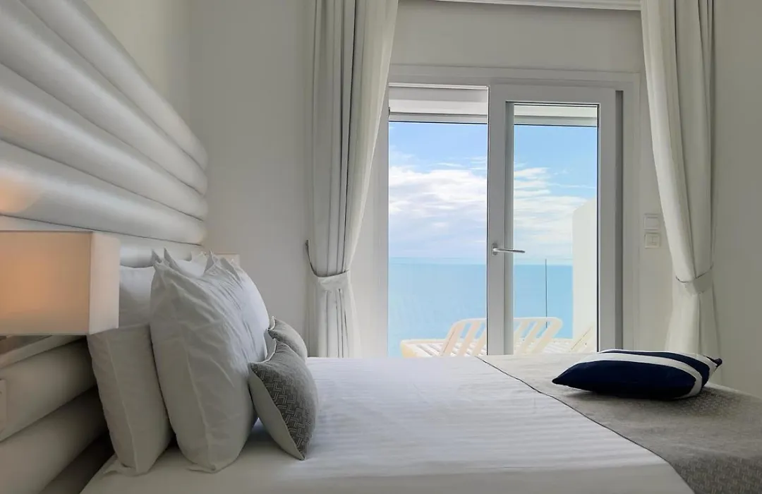 Hotel La Calanque-1