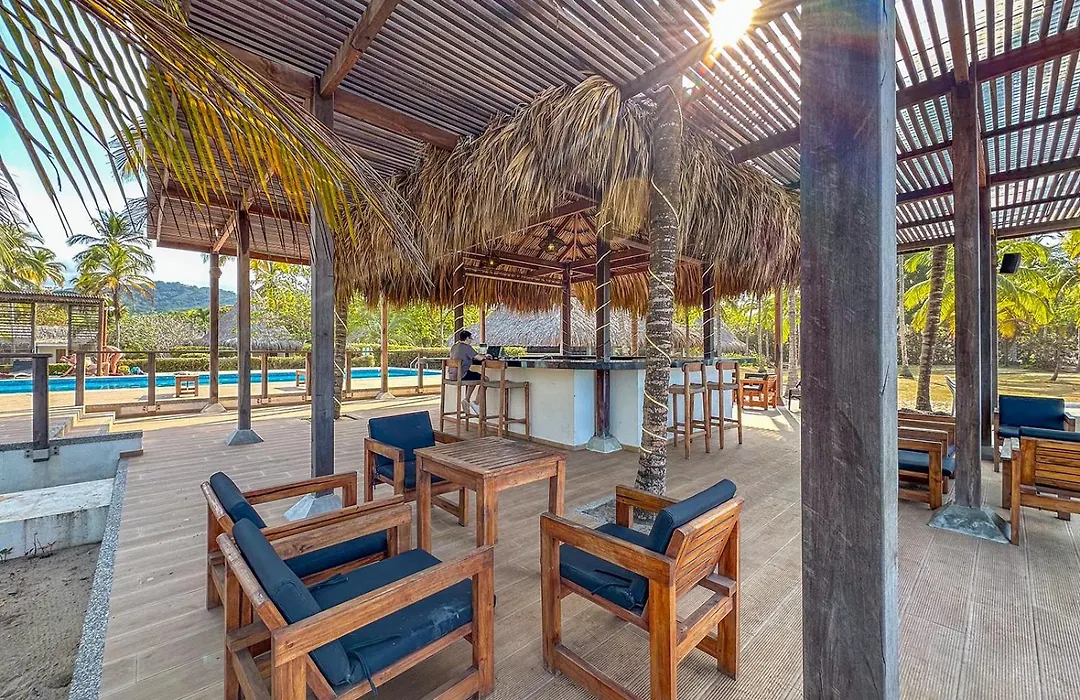 Huku Beach Hostel Palomino-1