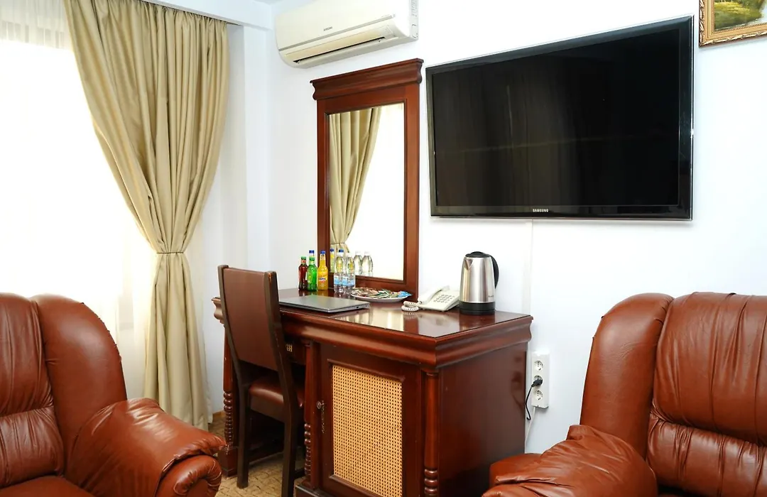 Hotel Bliss-1