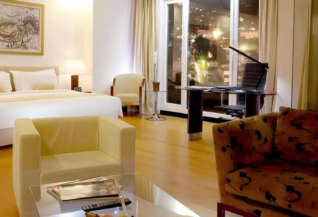 Sintesa Peninsula Hotel-1