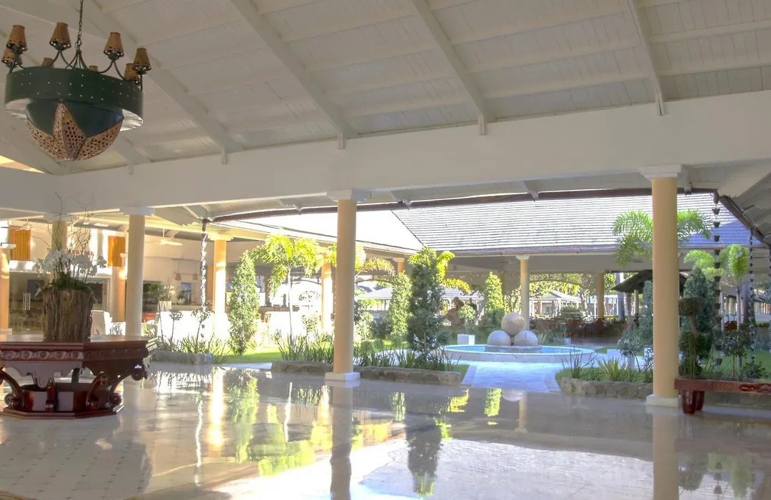 Iberostar Waves Punta Cana-1