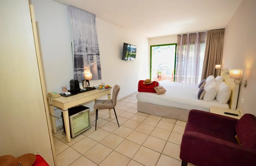 Sure Hotel By Best Western Gemenos En Provence-1