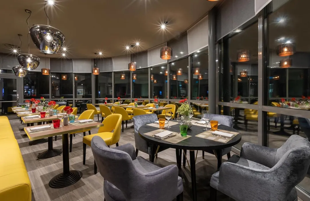Leonardo Hotel Verona-1