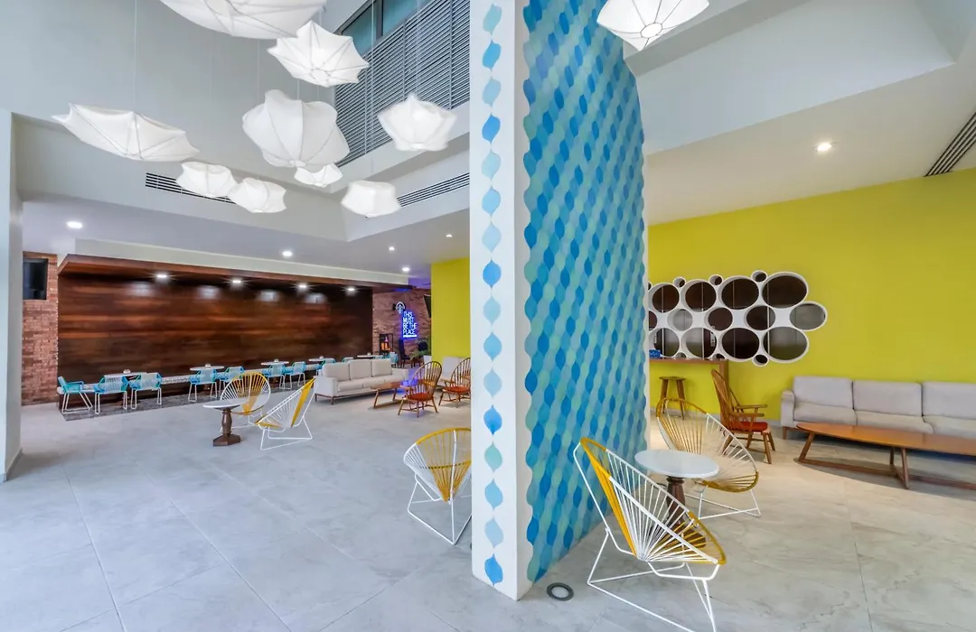 Krystal Urban Cancun & Beach Club-1