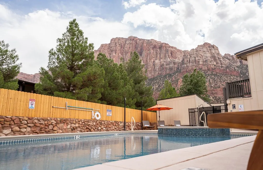 Petty Ranch Inn-1