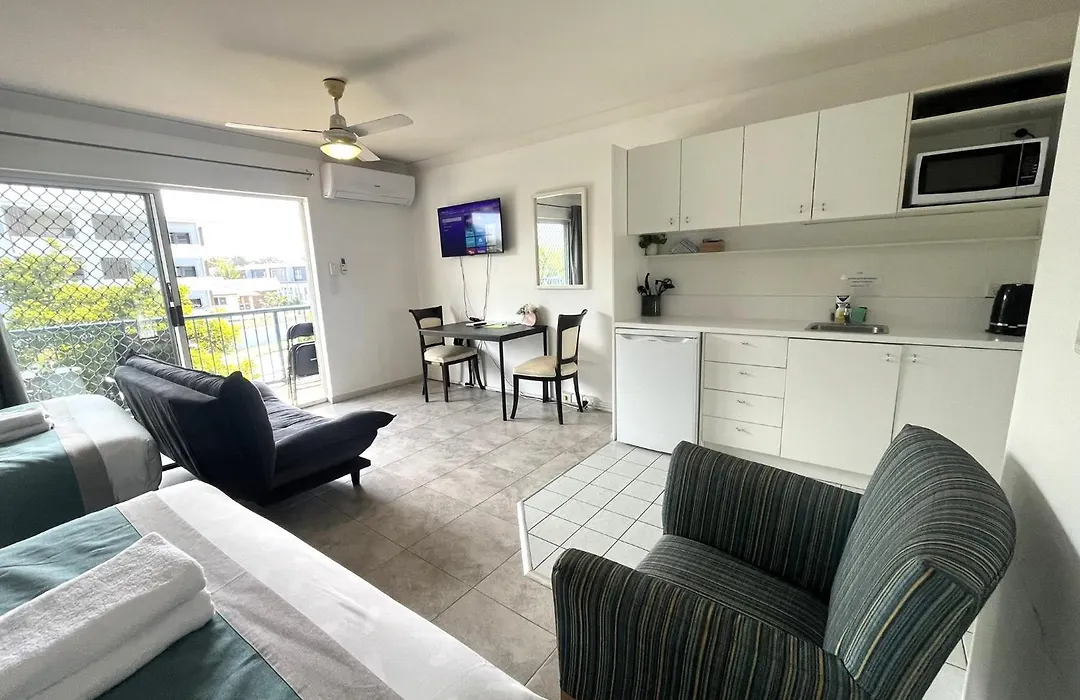 Broadwater Keys Holiday Apartments-1
