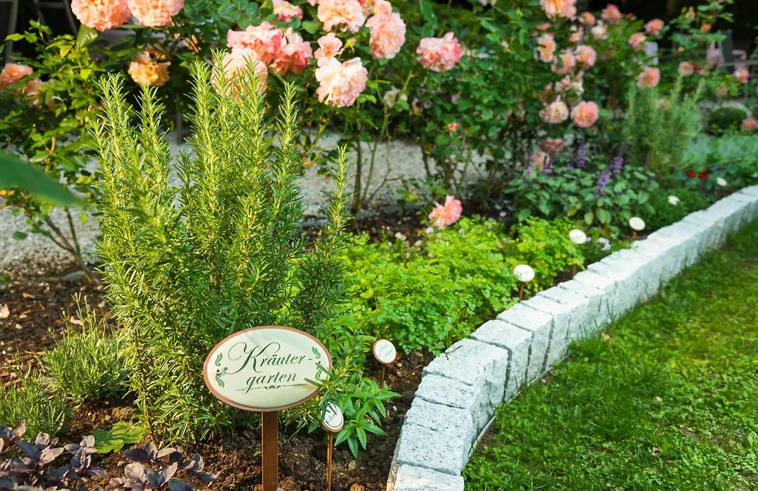 Parkhotel Graz - Traditional Luxury-1