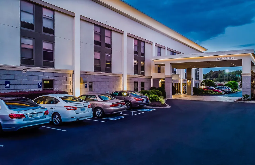 Hampton Inn Dickson-1