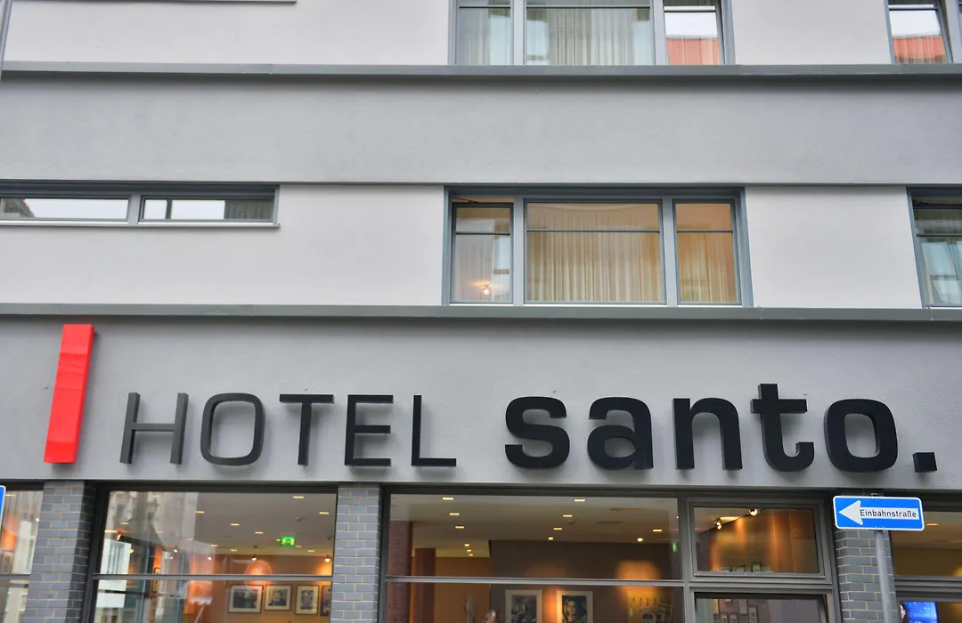 Hotel Santo-1